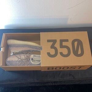 Yeezy Boost 350 Adidas Size 8